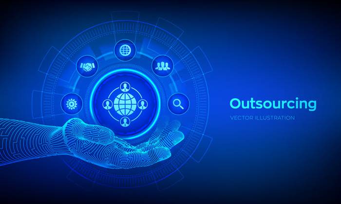 What are the advantages of software outsourcing?