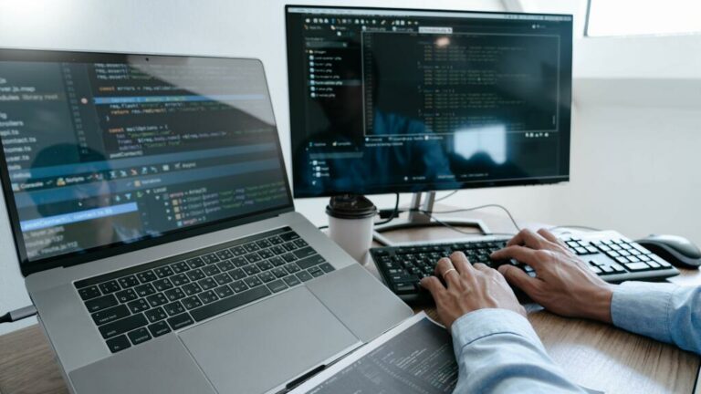 https://www.globalcloudteam.com/